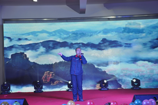 “跨越夢想•躍迪啟航” 同唱和諧新樂章--躍迪集團(tuán)2014年會圓滿成功