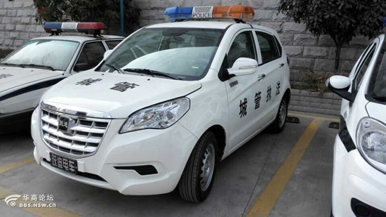 商洛公安獲贈(zèng)的單警雙輪車將投入春節(jié)安保