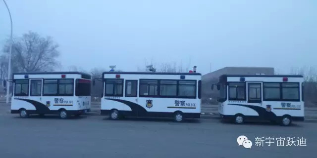 躍迪移動警務室批量發(fā)車邢臺—零距離服務群眾