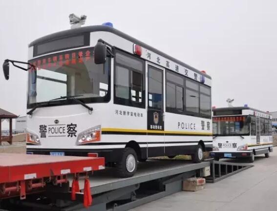 躍迪移動警務室批量發(fā)車河北高速公路各路段——為人民的安全保駕護航