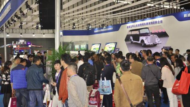 躍迪汽車(chē)強(qiáng)勢(shì)登錄南京新能源汽車(chē)展，引領(lǐng)行業(yè)發(fā)展新軌道