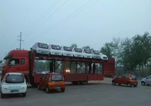 躍迪電動(dòng)汽車批量發(fā)車邢臺(tái)——安全快樂伴您行