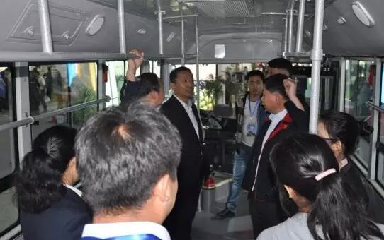 躍迪新能源電動(dòng)客車(chē)閃亮亮相2016絲博會(huì)暨第二十屆西洽會(huì)