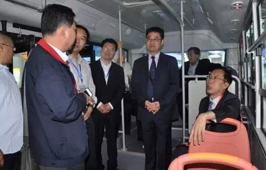 躍迪新能源電動(dòng)客車(chē)閃亮亮相2016絲博會(huì)暨第二十屆西洽會(huì)