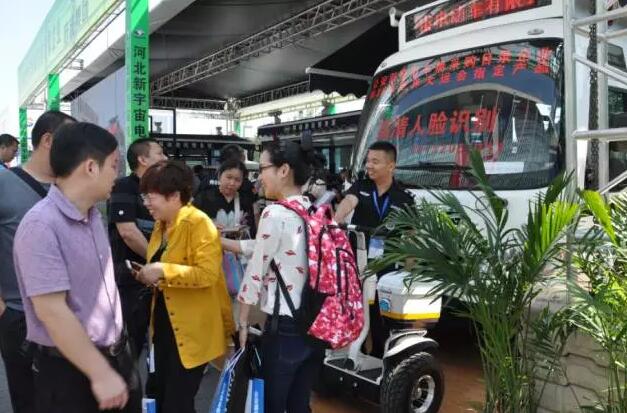 躍迪集團(tuán)攜旗下多款警務(wù)用車閃亮登陸第八屆中國(guó)國(guó)際警用裝備博覽會(huì)