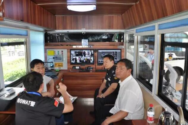 躍迪移動測速卡口、躍迪定制智能人臉識別成為本屆警用裝備博覽會焦點