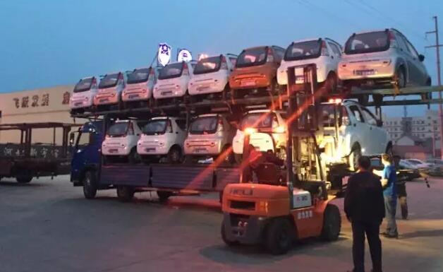 躍迪電動汽車批量發(fā)車廣西——勇做綠行者