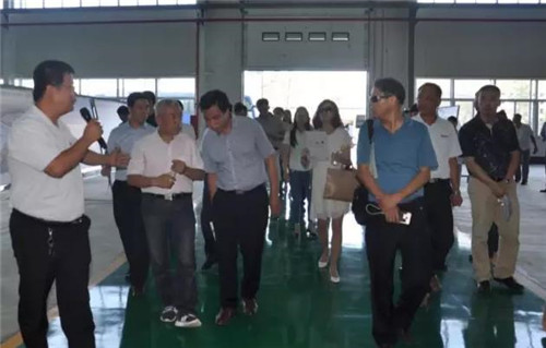 陜西省各高校專家、教授、學(xué)者一行到陜西躍迪觀摩考察