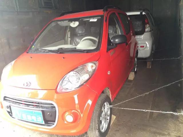 電動(dòng)汽車裝輸完成