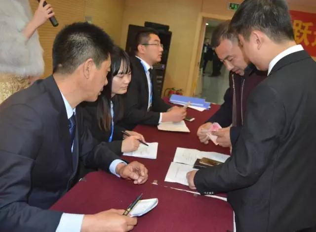 躍迪智能家族集結(jié)亮相鄭州展，萬人見證，共贏未來