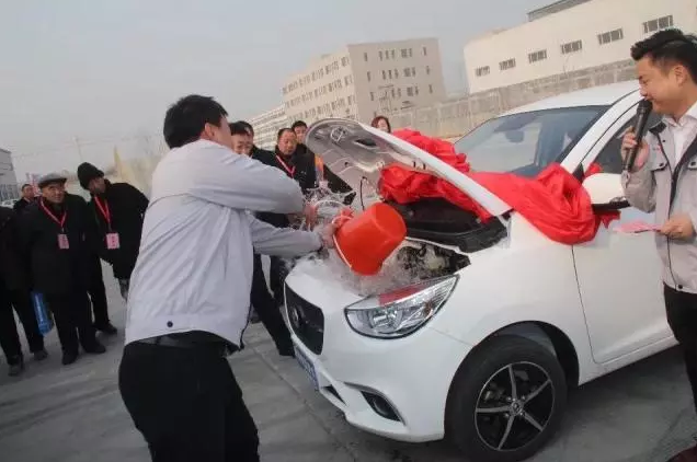 躍迪汽車 “喜迎新春 一人成團(tuán)，廠家終極大型團(tuán)購(gòu)會(huì)”圓滿落幕