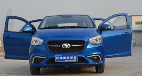 “行者無(wú)懼”躍迪電動(dòng)汽車(chē)在齊魯風(fēng)尚評(píng)選大會(huì)上綻放光芒！