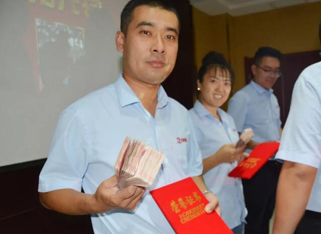 王者齊聚 | 躍迪銷(xiāo)售英雄榜頒獎(jiǎng)儀式隆重舉行