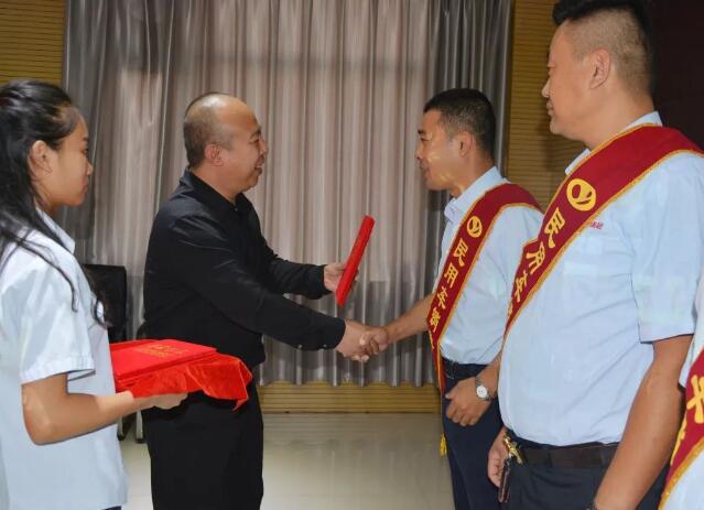 王者齊聚 | 躍迪銷(xiāo)售英雄榜頒獎(jiǎng)儀式隆重舉行