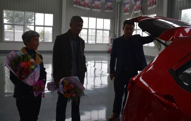 重陽節(jié)那天兒女有話對(duì)您說-躍迪員工紀(jì)實(shí)