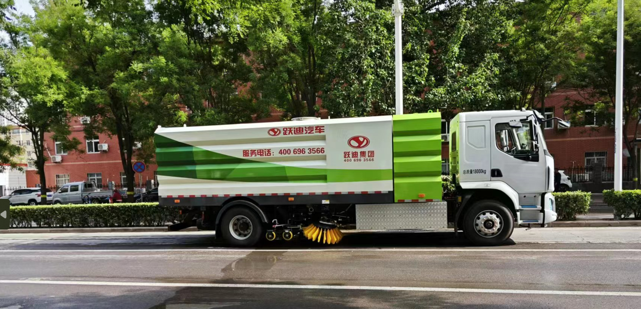 躍迪汽車 | 夏日正好，微風(fēng)正甜