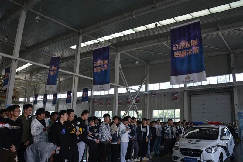 【走出校院 走進(jìn)企業(yè)】河北科技大學(xué)機(jī)械專(zhuān)業(yè)學(xué)生一行到躍迪集團(tuán)參觀交流