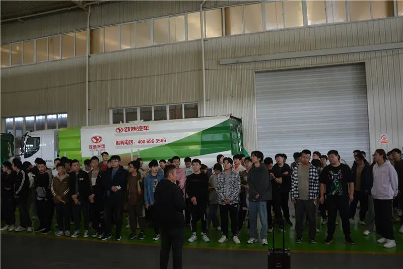 【走出校院 走進(jìn)企業(yè)】河北科技大學(xué)機(jī)械專(zhuān)業(yè)學(xué)生一行到躍迪集團(tuán)參觀交流