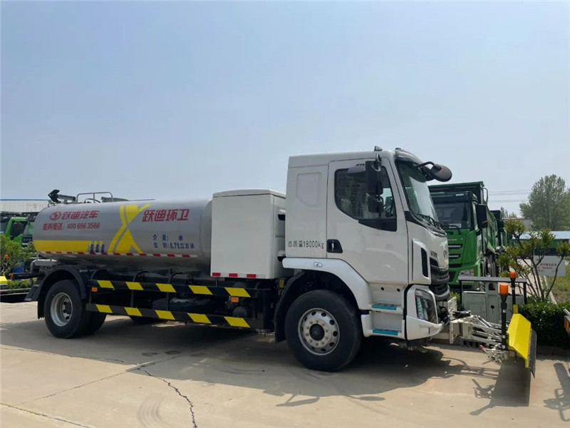 天更藍(lán)，地更凈|躍迪純電動(dòng)清洗車