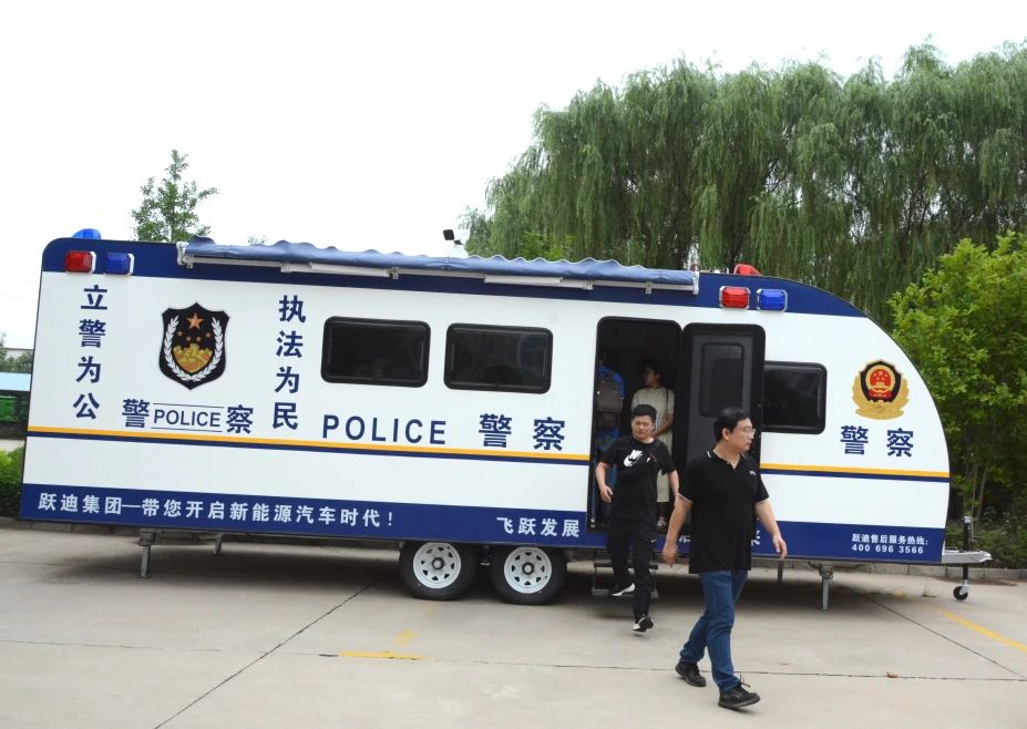 校企合作丨河北躍迪集團與河北經(jīng)貿(mào)大學(xué)開展“簽約授牌儀式”