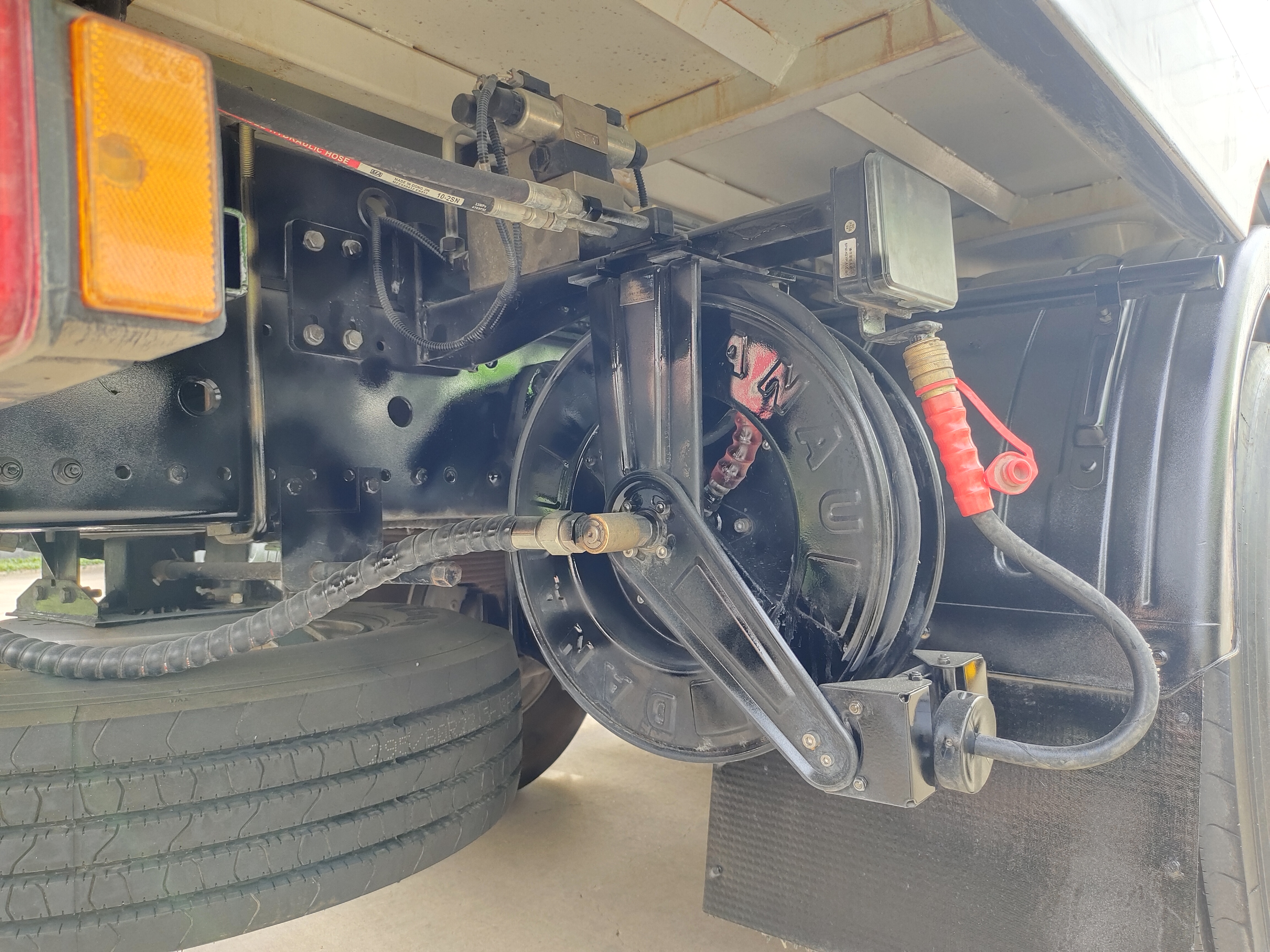 躍迪清掃車 —— 為城市顏值加分，為美好生活助力