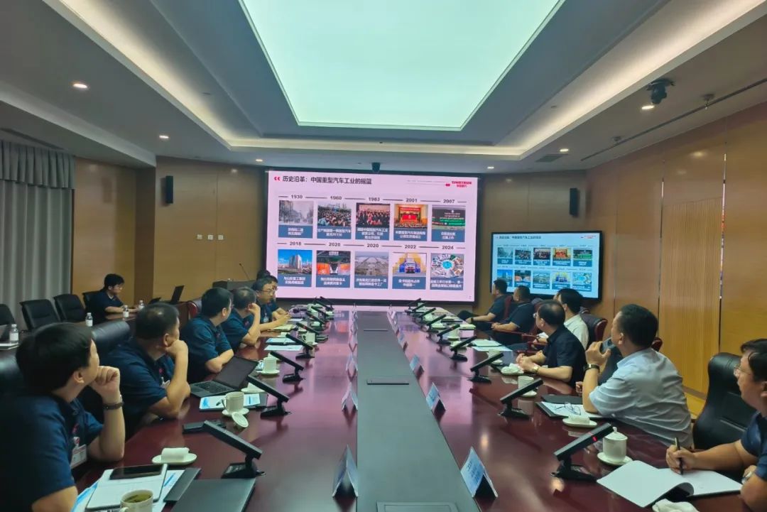 鋰業(yè)巨頭贛鋒鋰業(yè)董事長李良彬、躍迪集團(tuán)董事長呂洪濤聯(lián)袂造訪中國重汽，與劉正濤董事長洽談新能源領(lǐng)域合作前景